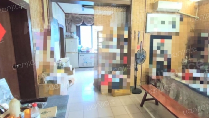 红盾小区二手房实景图