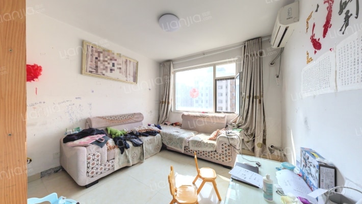 恒兴里程小区二手房实景图
