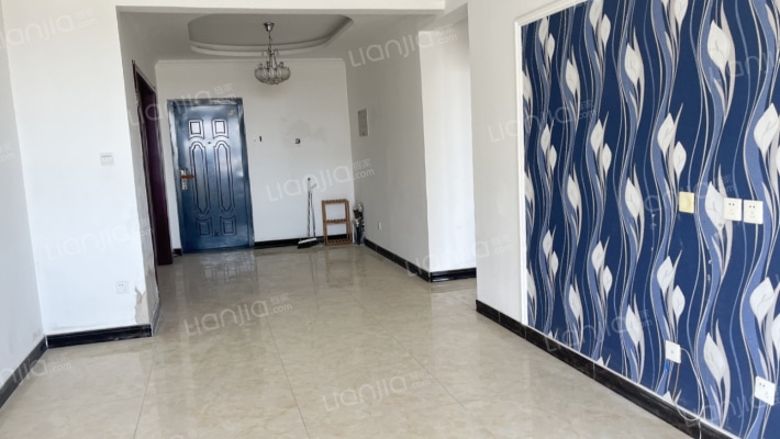 水岸花城 南向两居 简单装修 采光无遮挡-客厅