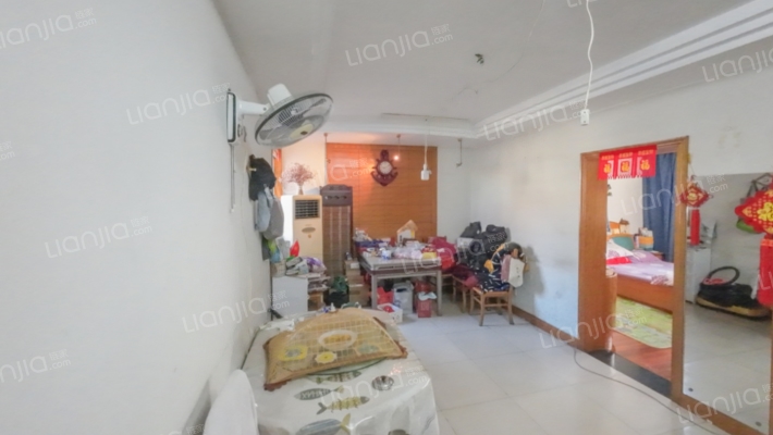 漕运小区二手房实景图