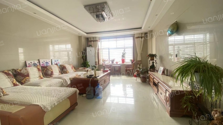 金岚水景园二手房实景图