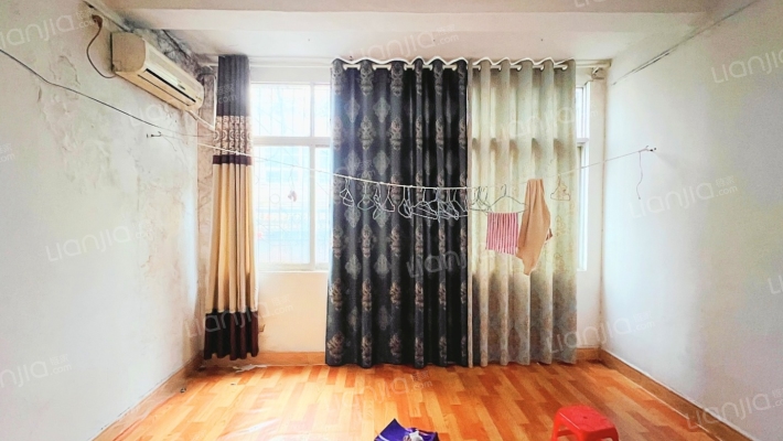 新安里一巷二手房实景图