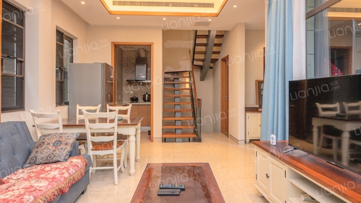 鲁能三亚湾港湾一区二手房实景图