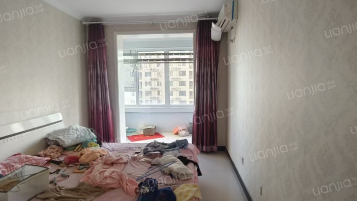 水岸花城 2室2厅 南-卧室B