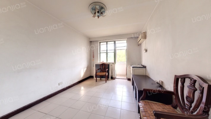 亢山前路1号院二手房实景图