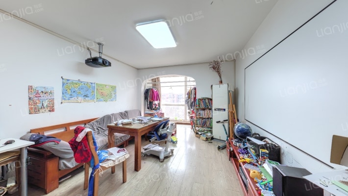 大城小镇二手房实景图