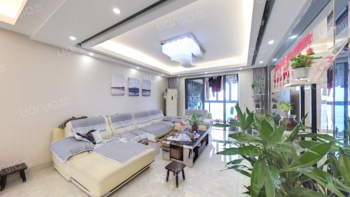 水岸名府二手房实景图