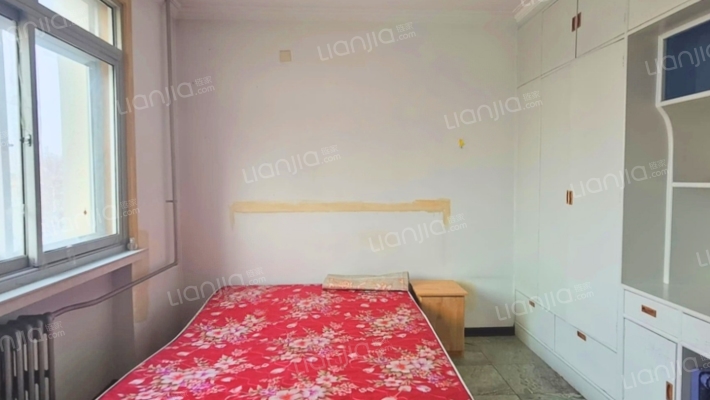 范阳路单位家属院职教中间楼层南北通透三居出售-卧室A