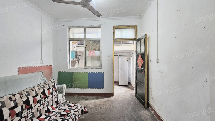 交运集团第五宿舍二手房实景图