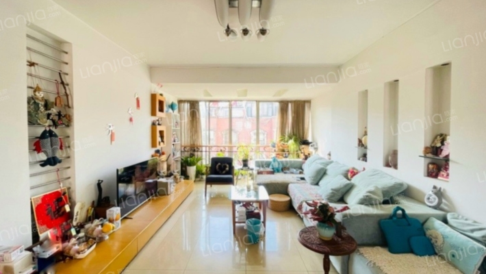 云南工艺美术学校教工住宅二手房实景图