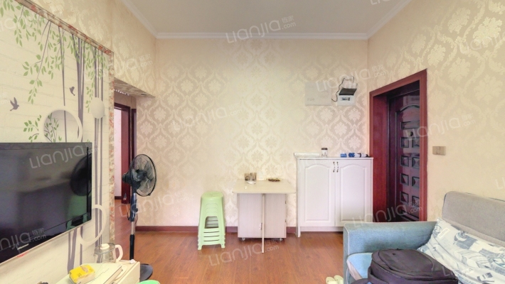 白岩路一巷二手房实景图