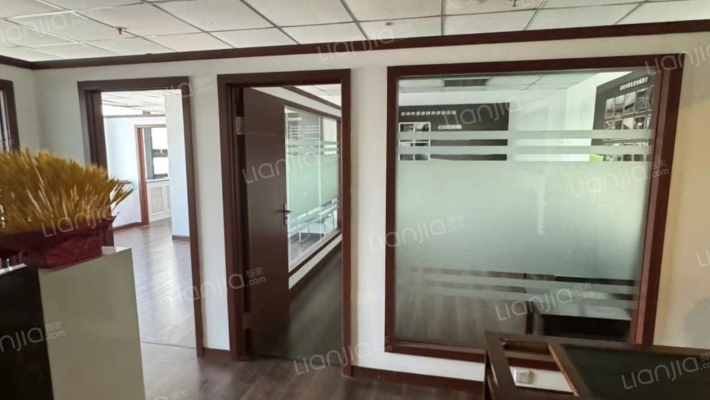 新华科技大厦二手房实景图