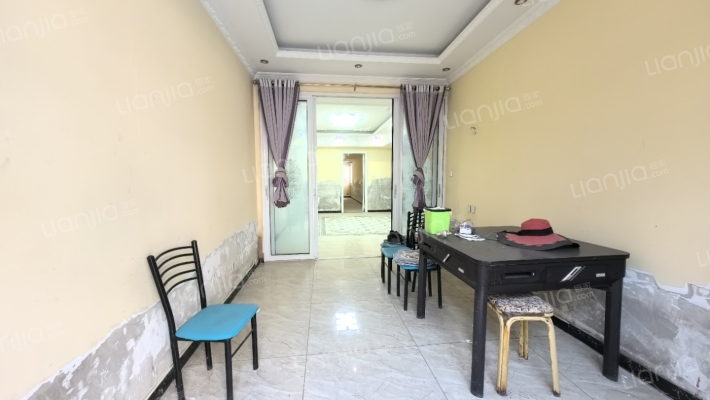 南北通透的联排别墅，品质社区，绿化好，没有遮挡.-餐厅