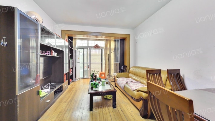 海湾新苑二手房实景图