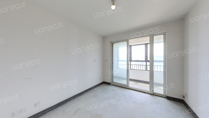 龙岸花园祥和苑二手房实景图