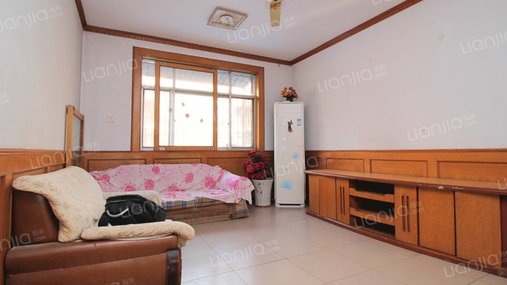 市中医院家属院二手房实景图