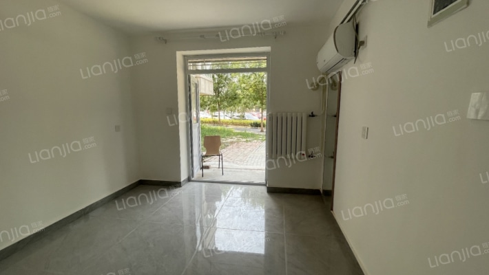 欣迁里二手房实景图