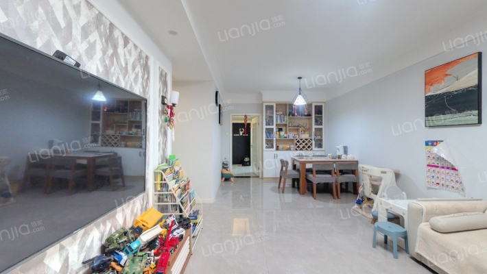 果壳里的城二手房实景图