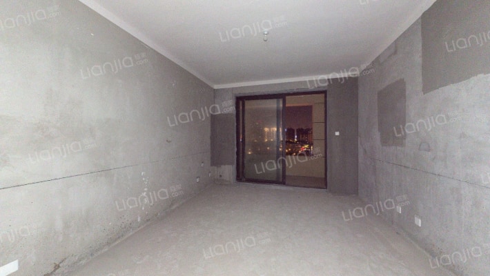 华隆广场二手房实景图