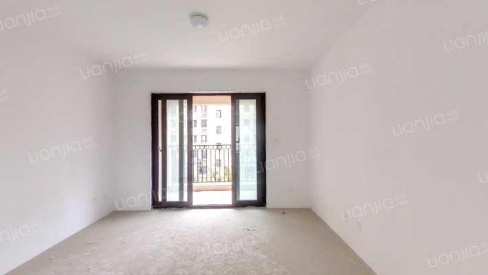 中南君悦府二手房实景图