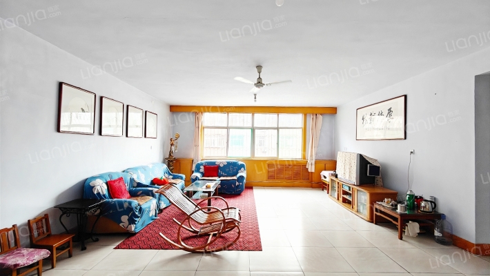 糖茶站宿舍二手房实景图