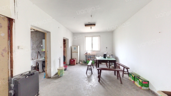 锦隆三村南区二手房实景图