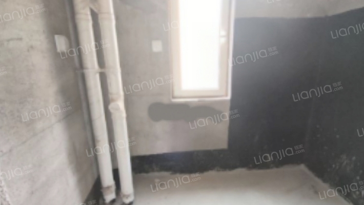 三利中和城二期   毛坯三居室   南北通透-卫生间