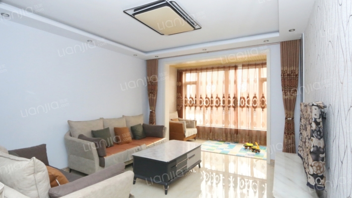 坤和绿城二手房实景图