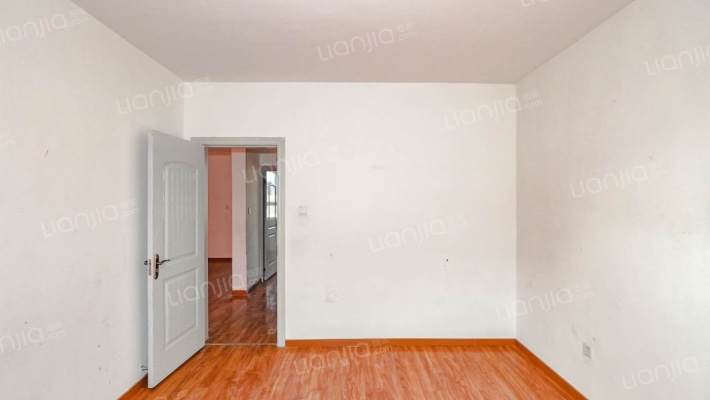 格林威治金山谷小区，112平米66万价格可谈-卧室B