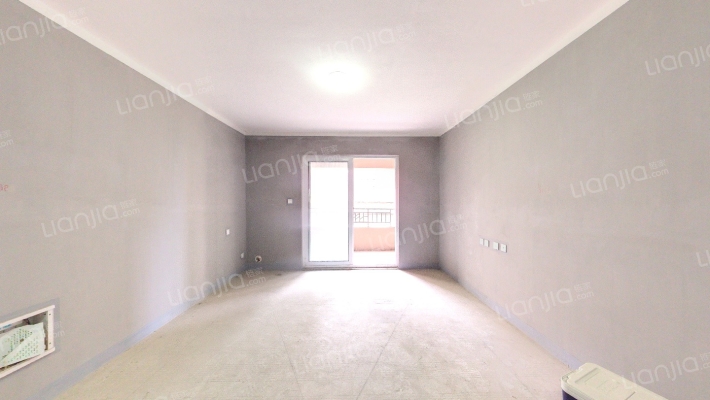 保利罗兰春天二手房实景图