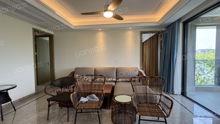 绿城蓝湾小镇·香樟苑二手房实景图