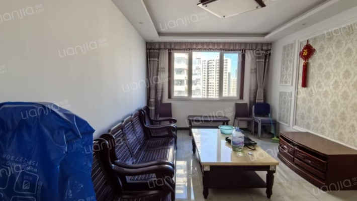 水岸花城 2室1厅 南 北-客厅