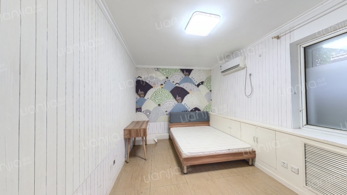 史家胡同20号院二手房实景图