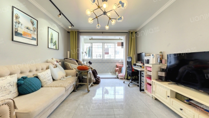 淞泽家园（七区）二手房实景图