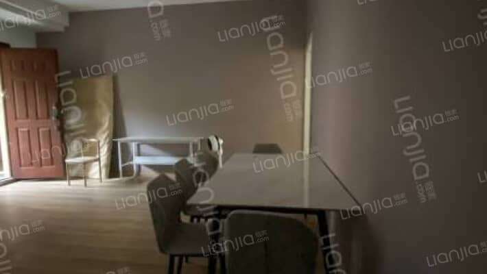 誉品原墅二手房实景图