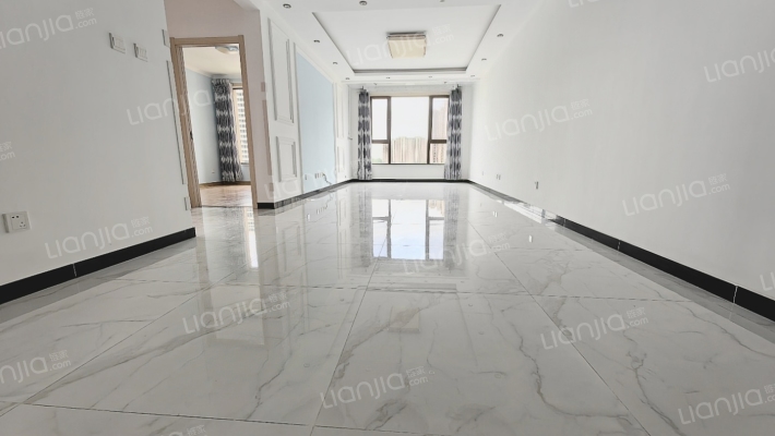 精装修  无遮挡两居室 卫生间带窗户-客厅