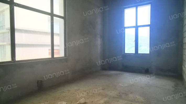 奥园丽景花园二手房实景图