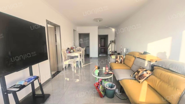 北京界三利中和城南向大两居精装修，位置好小区环境好-客厅