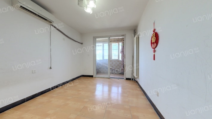 鹿牌家园9号院二手房实景图