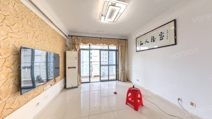 鸣泉居二手房实景图