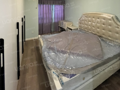 整租·和泓江山国际 3室1厅 东/东南