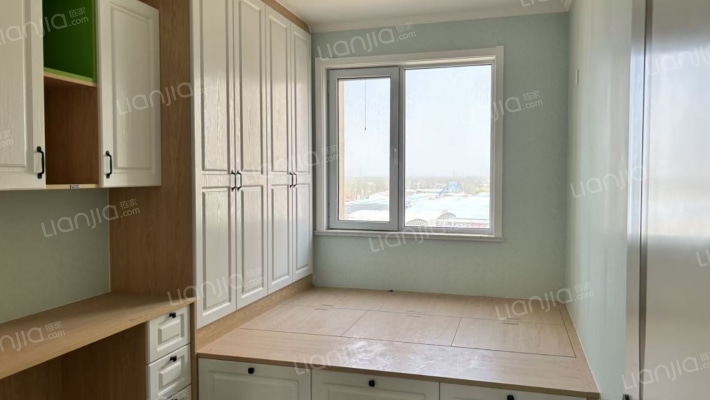 水榭春天 3室2厅 南 北-卧室C