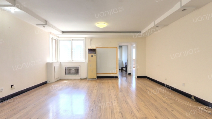 青塔西里6号院二手房实景图