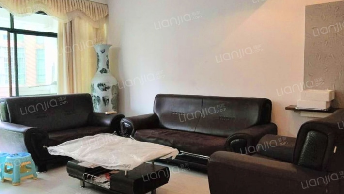 东兴花苑二手房实景图