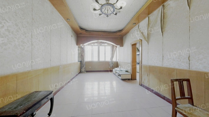 行者小区二手房实景图