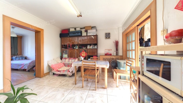 三四零一小区二手房实景图