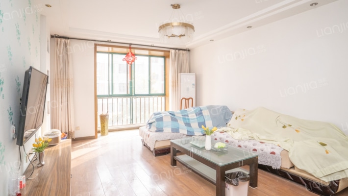 都市晴园艳阳邸二手房实景图