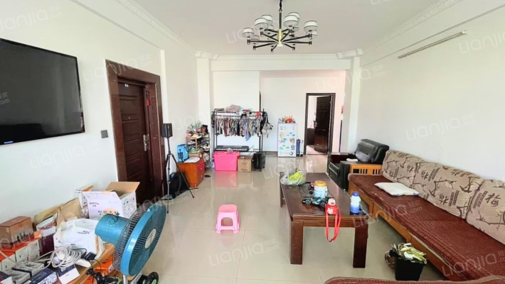 宝利名都二手房实景图