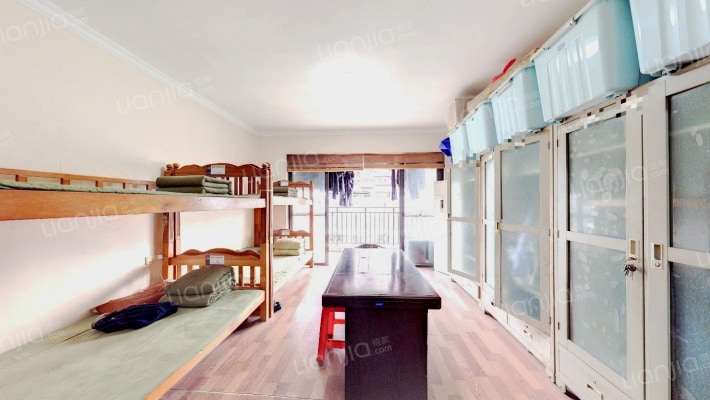 线坑花园二手房实景图