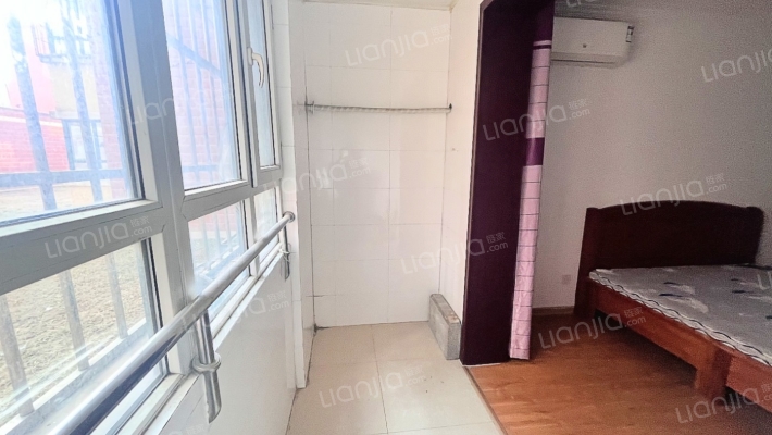 正规三居，三义西 丁方便，税费低靠谱卖视野开阔-阳台